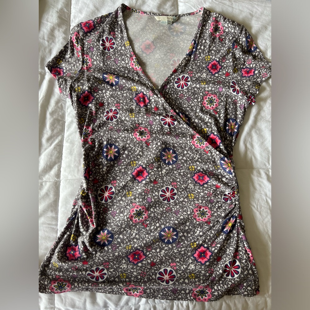 Women’s Boden floral surplice knit top